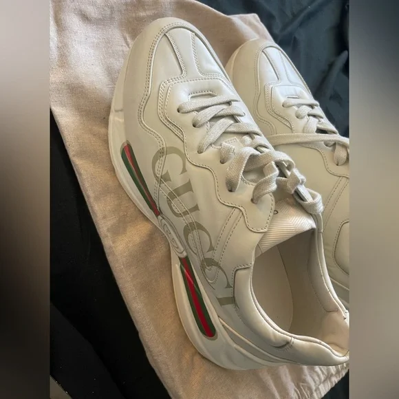 This is new Gucci shoes never use in box Check out these Gucci shoes that just dropped - Never used  main image 4